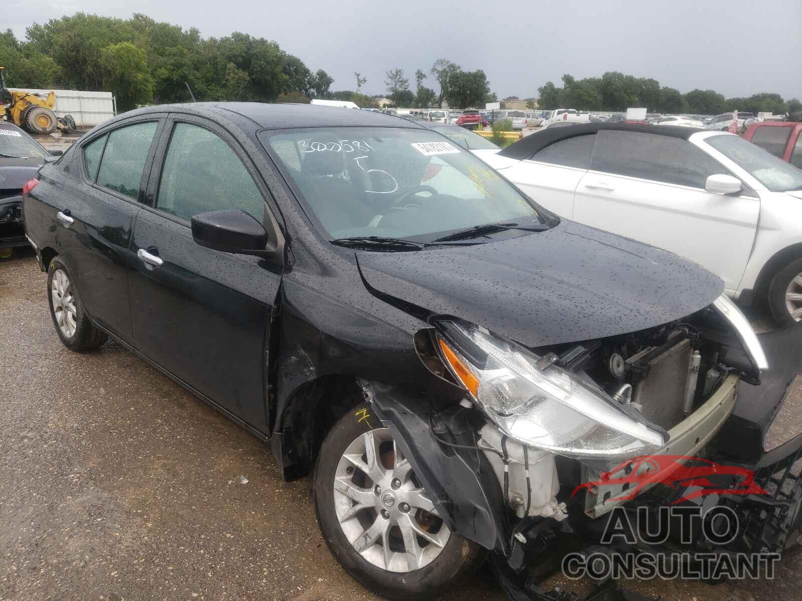 NISSAN VERSA 2017 - 3N1CN7AP8HL908202