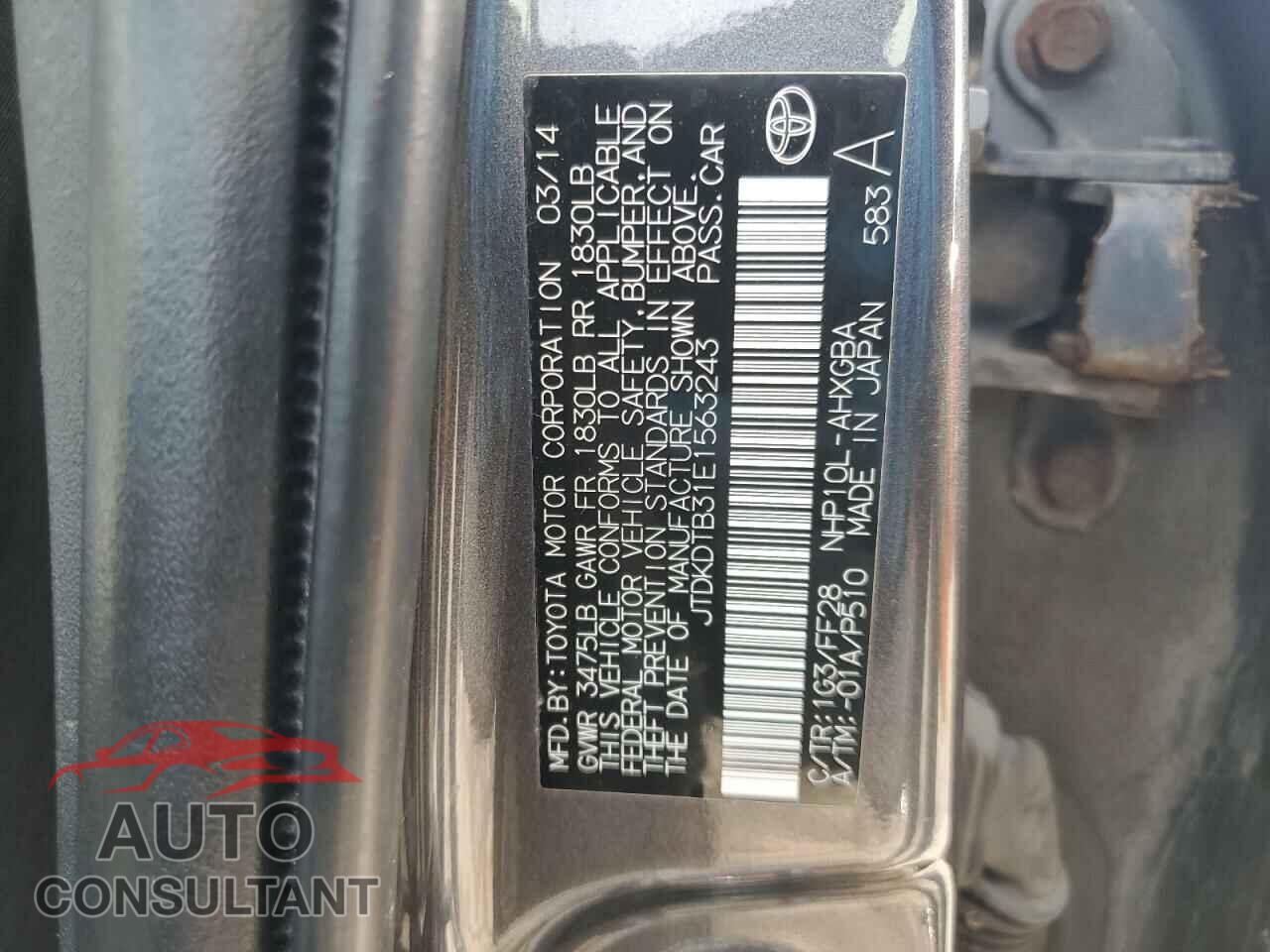TOYOTA PRIUS 2014 - JTDKDTB31E1563243