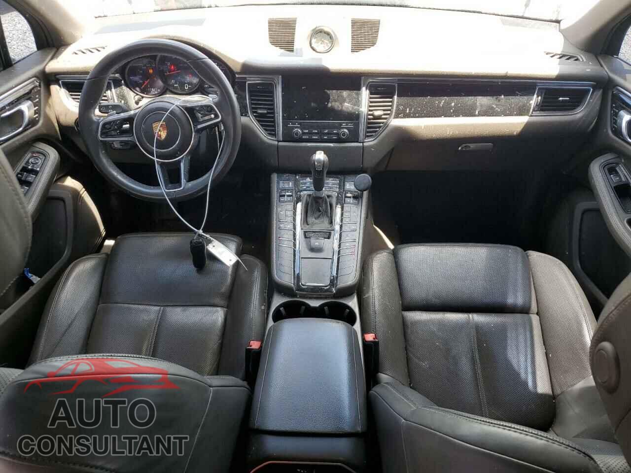 PORSCHE MACAN 2017 - WP1AA2A56HLB06999