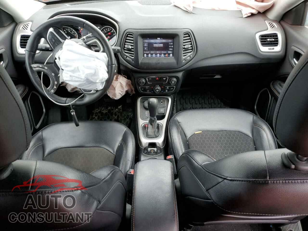 JEEP COMPASS 2017 - 3C4NJDBB3HT597393