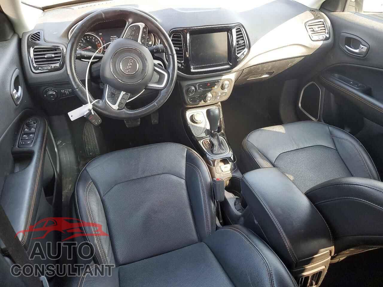 JEEP COMPASS 2021 - 3C4NJDCB2MT554852