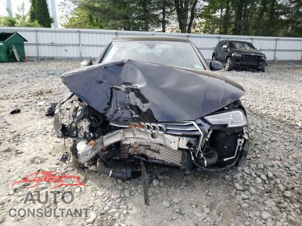 AUDI A4 2018 - WAUDNAF41JN015174