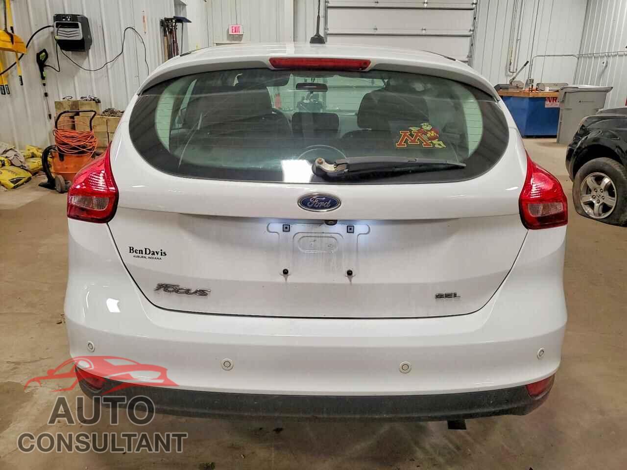 FORD FOCUS 2017 - 1FADP3M29HL228749