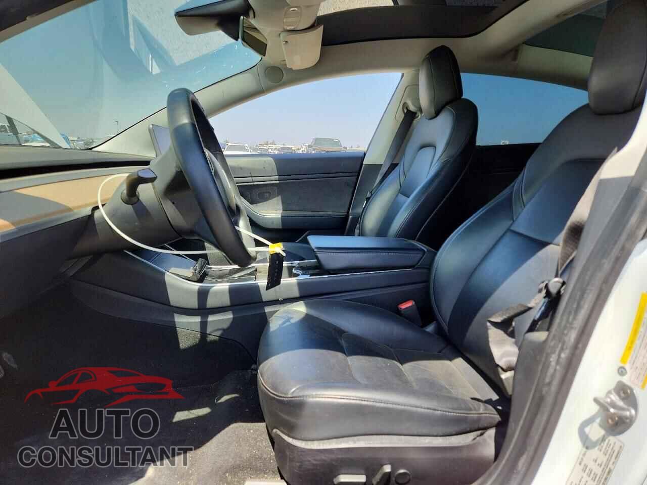 TESLA MODEL 3 2020 - 5YJ3E1EB5LF636532