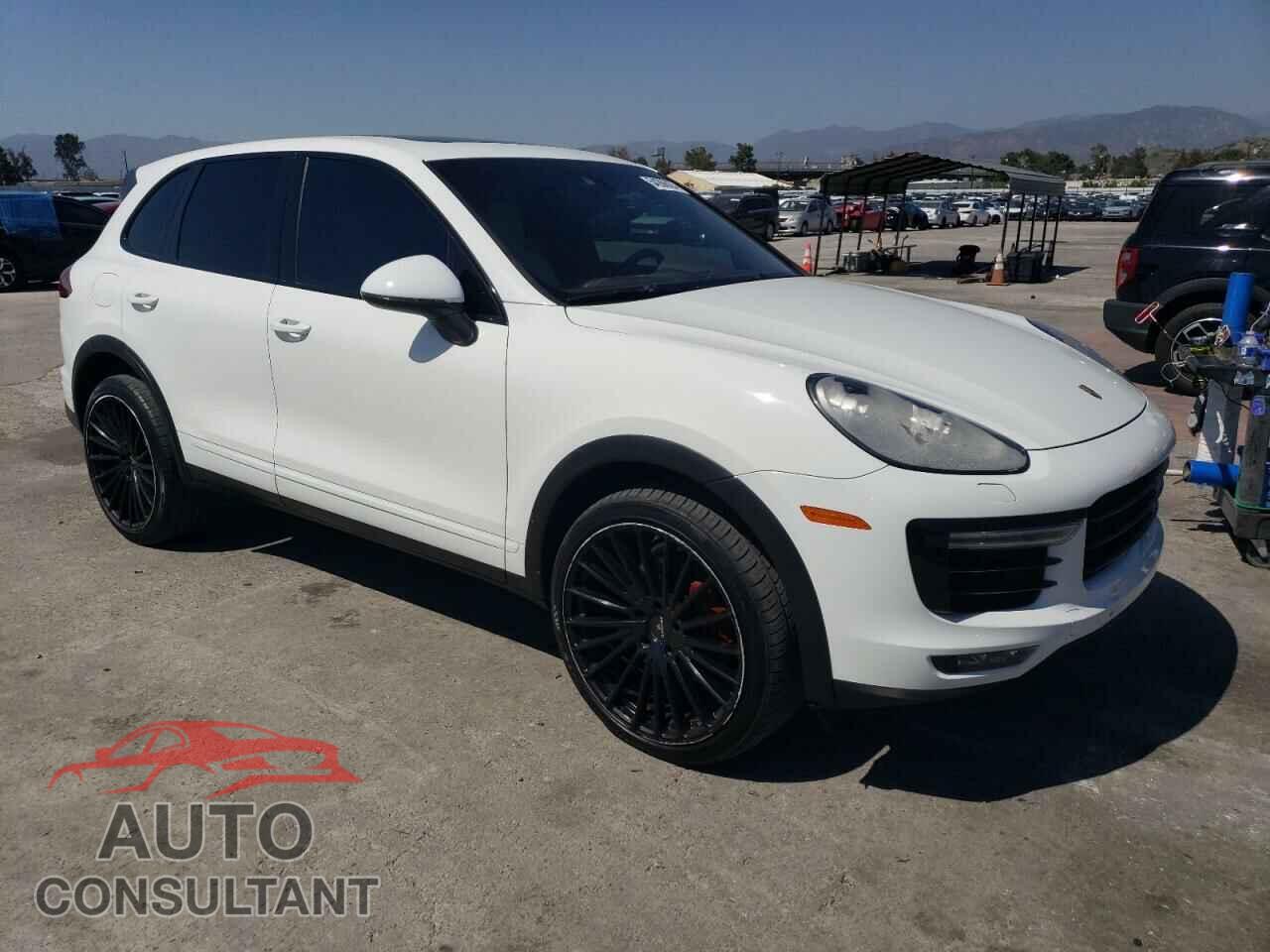 PORSCHE CAYENNE 2017 - WP1AA2A22HKA86049