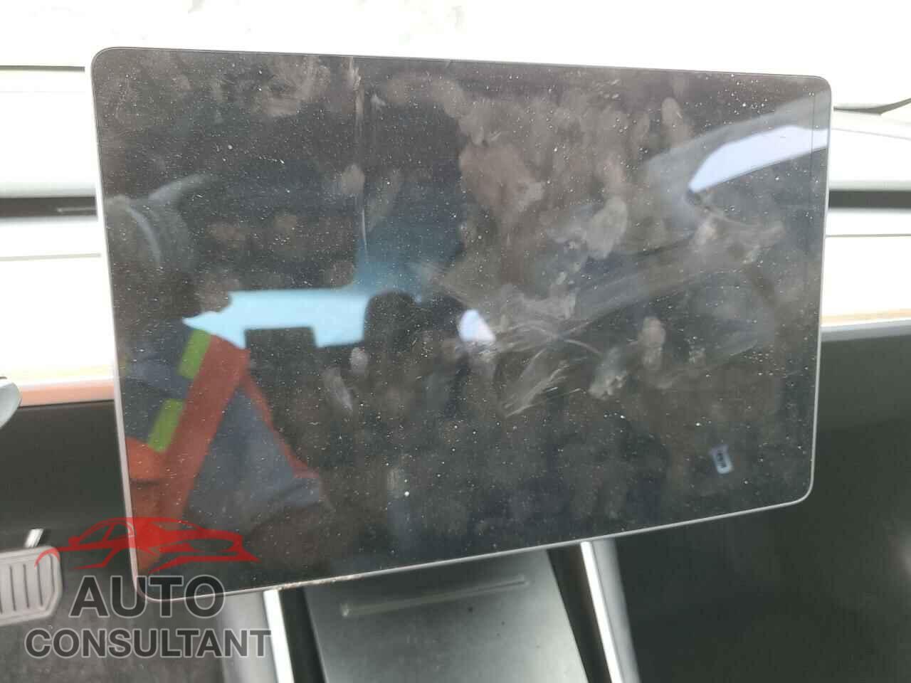 TESLA MODEL 3 2020 - 5YJ3E1EA8LF606528