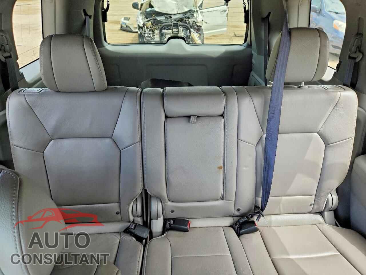 HONDA PILOT 2012 - 5FNYF4H58CB070389