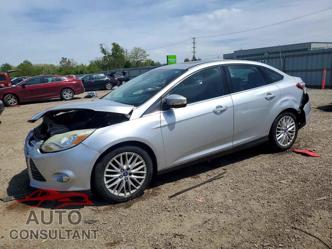 FORD FOCUS 2012 - 1FAHP3H27CL410874