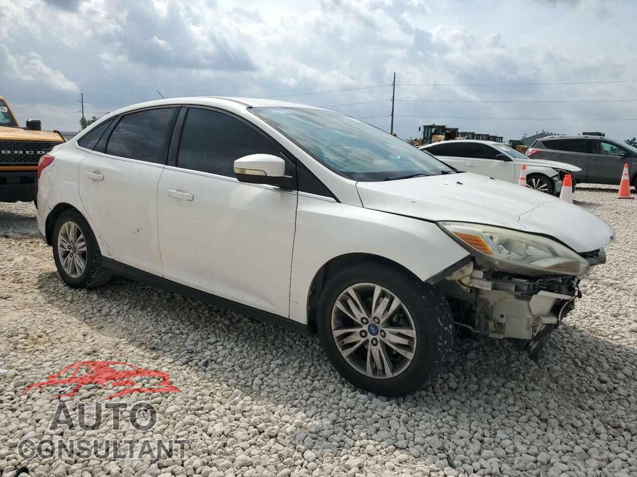 FORD FOCUS 2012 - 1FAHP3H27CL278747