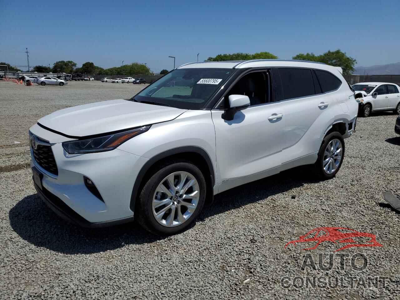 TOYOTA HIGHLANDER 2023 - 5TDXBRCHXPS597258