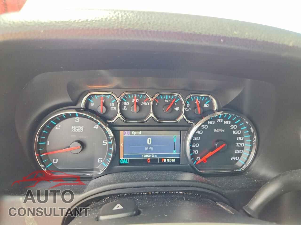 CHEVROLET SUBURBAN 2015 - 1GNSCHEC2FR747659