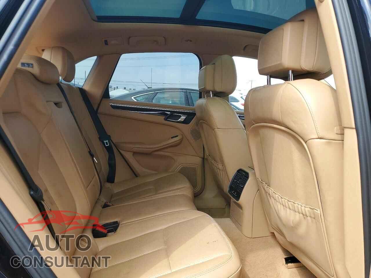 PORSCHE MACAN 2016 - WP1AB2A5XGLB52668