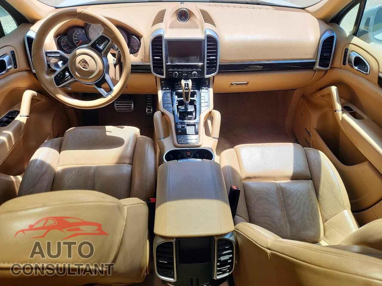 PORSCHE CAYENNE 2016 - WP1AB2A22GLA95260