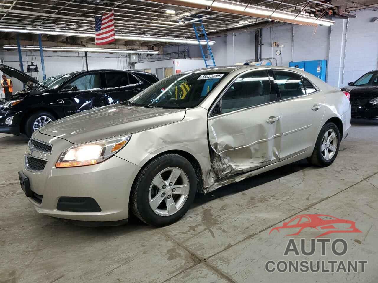 CHEVROLET MALIBU 2013 - 1G11B5SA0DF320299