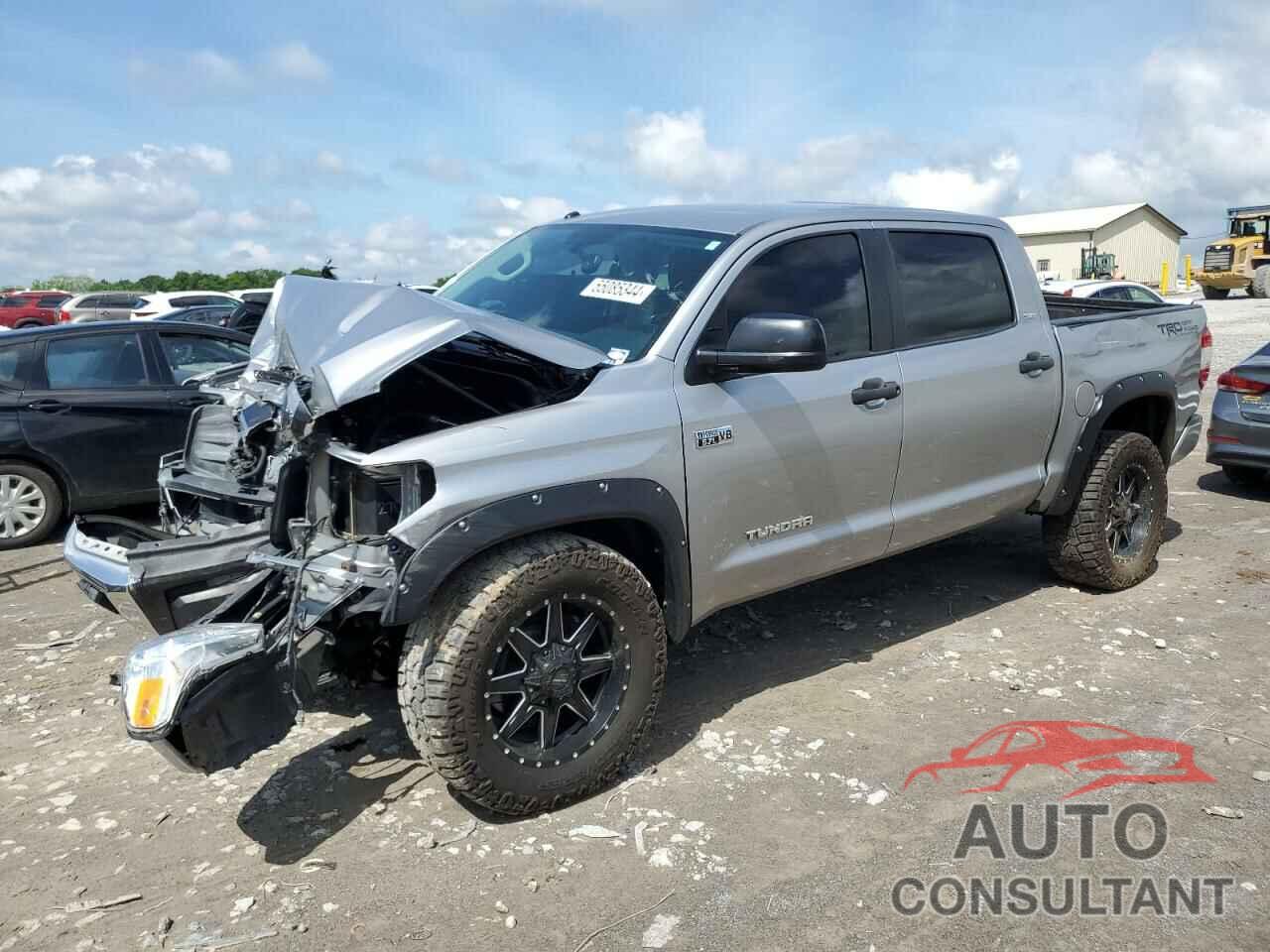 TOYOTA TUNDRA 2017 - 5TFDW5F17HX640903