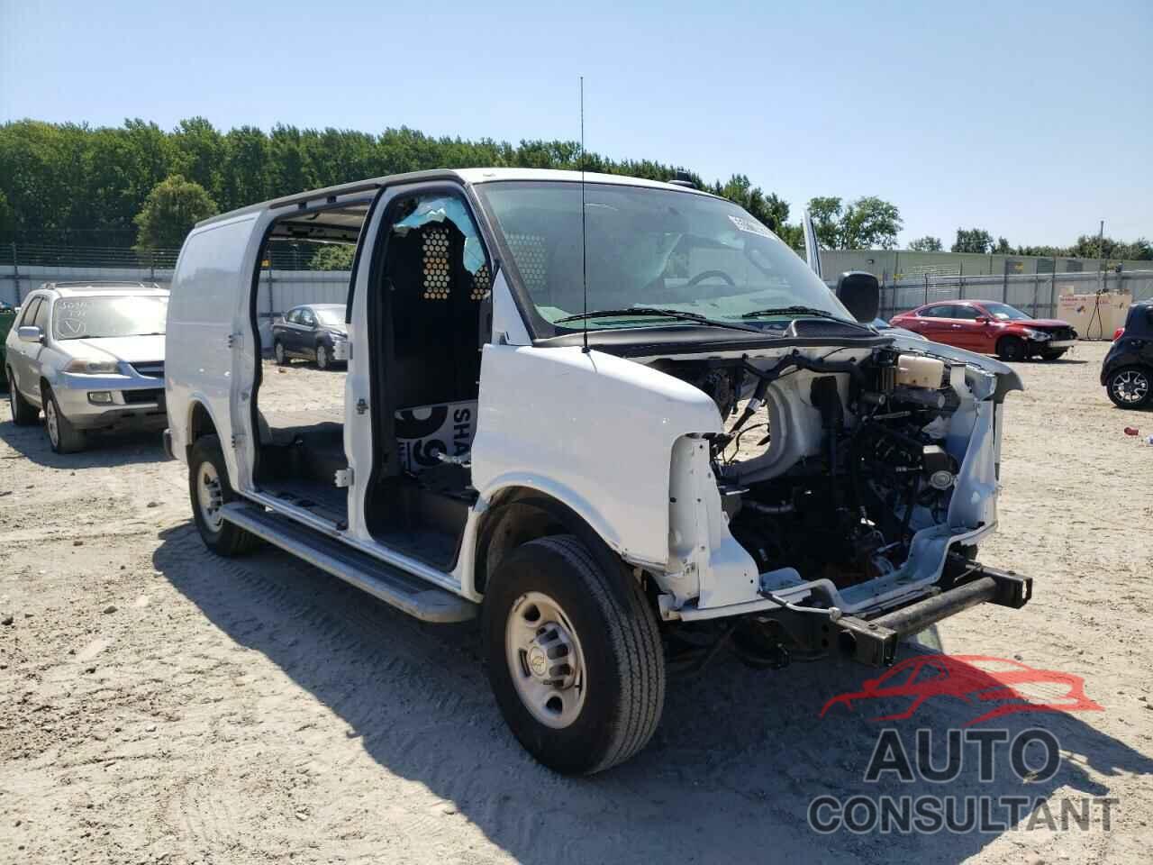 CHEVROLET EXPRESS 2021 - 1GCWGAFP4M1173567