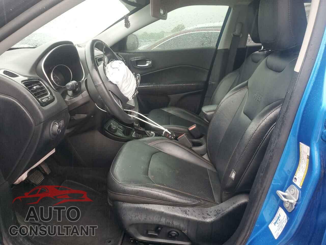 JEEP COMPASS 2019 - 3C4NJDCB8KT666357