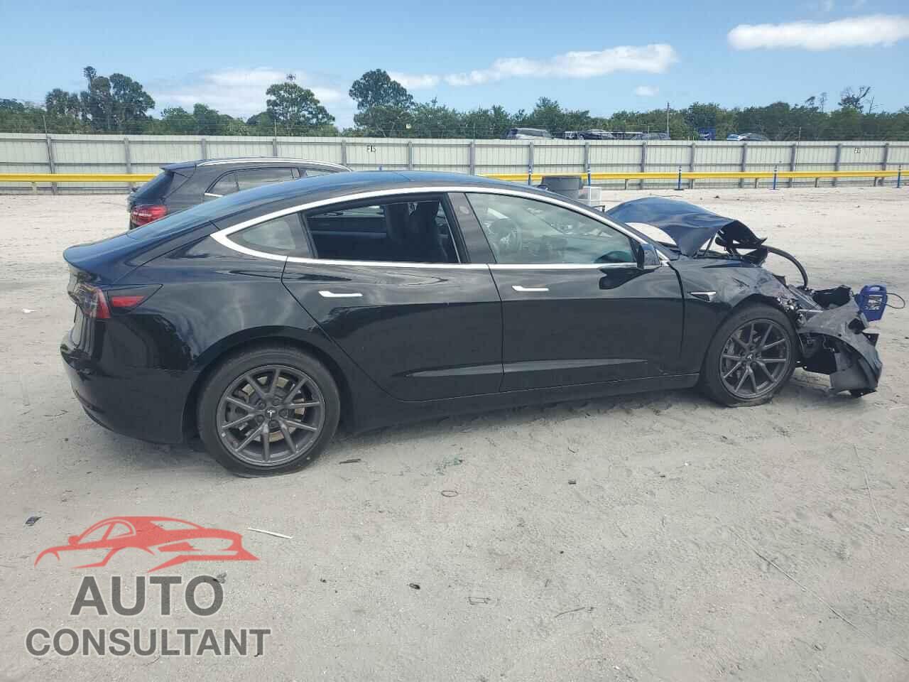 TESLA MODEL 3 2019 - 5YJ3E1EA6KF394744