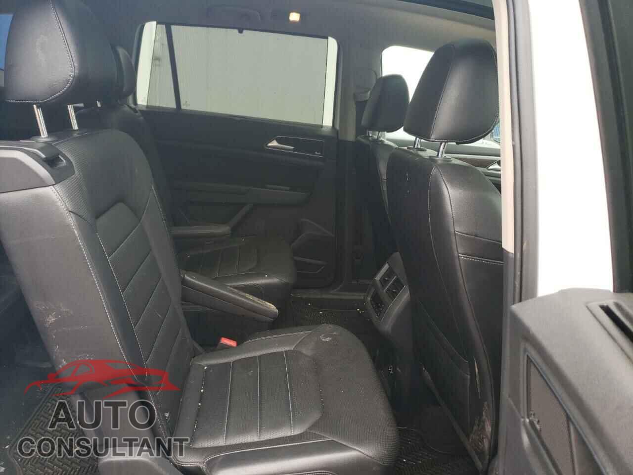 VOLKSWAGEN ATLAS 2018 - 1V2NR2CAXJC509586