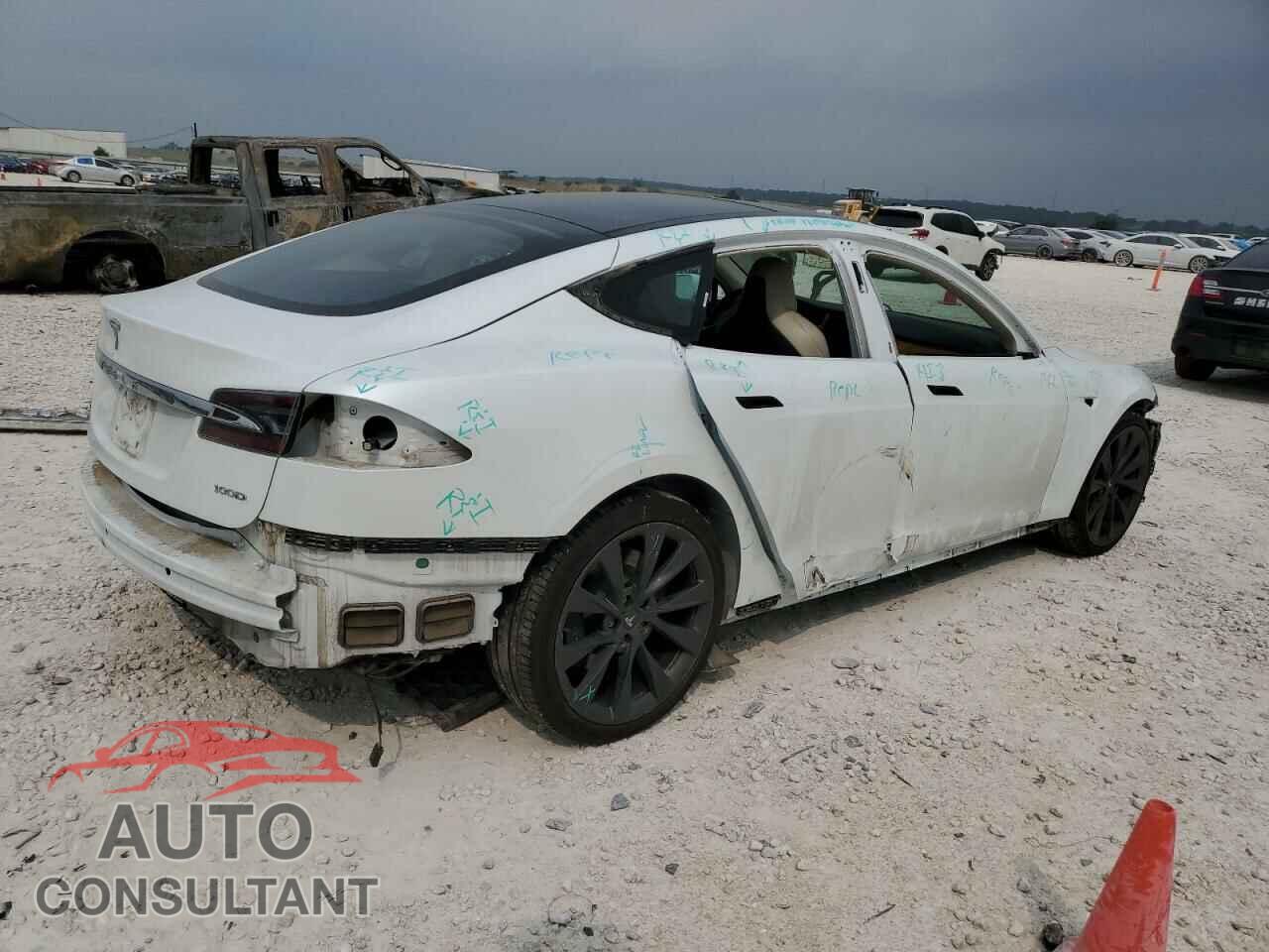 TESLA MODEL S 2018 - 5YJSA1E23JF292137