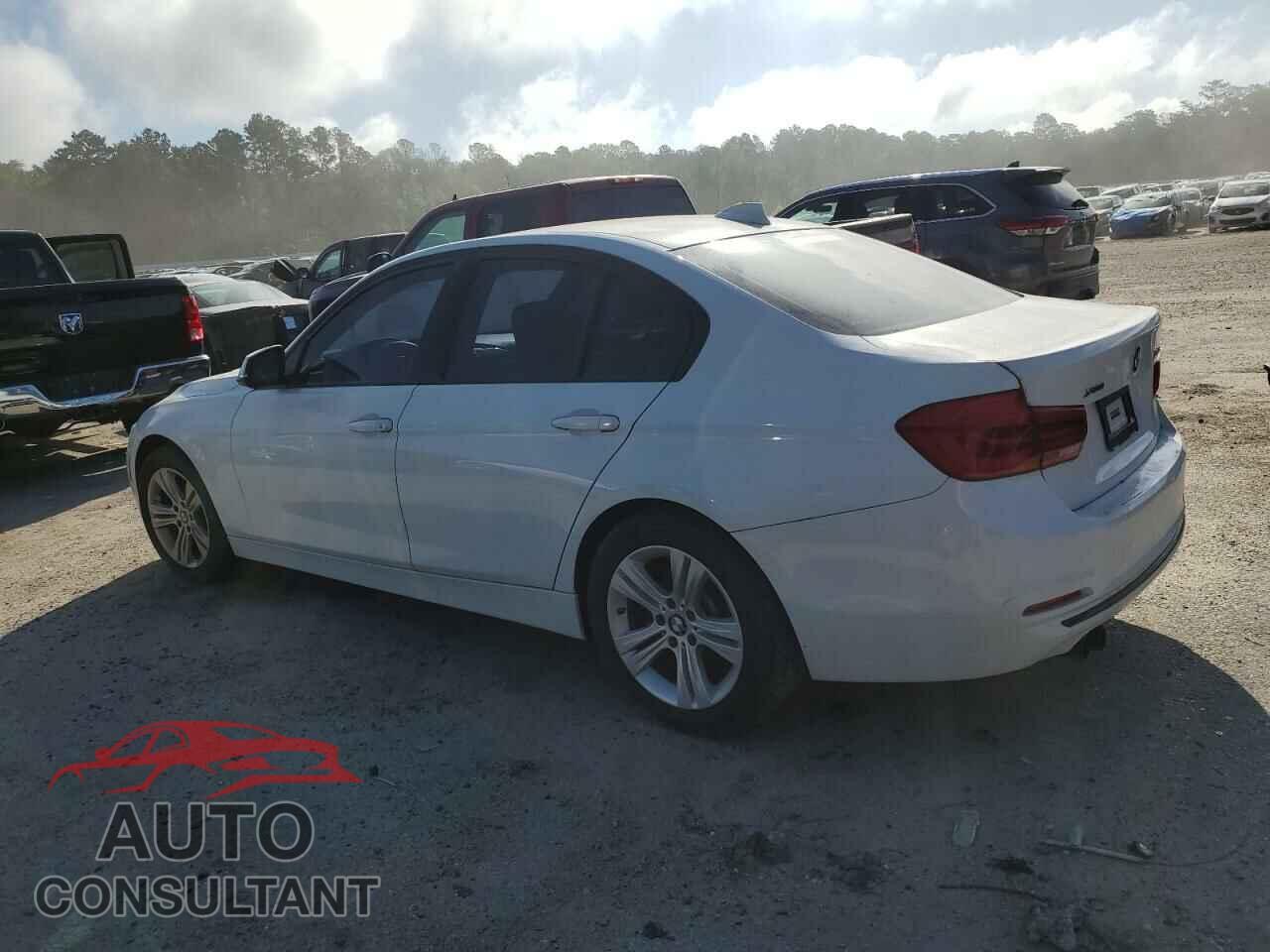 BMW 3 SERIES 2016 - WBA8E3G58GNU01300