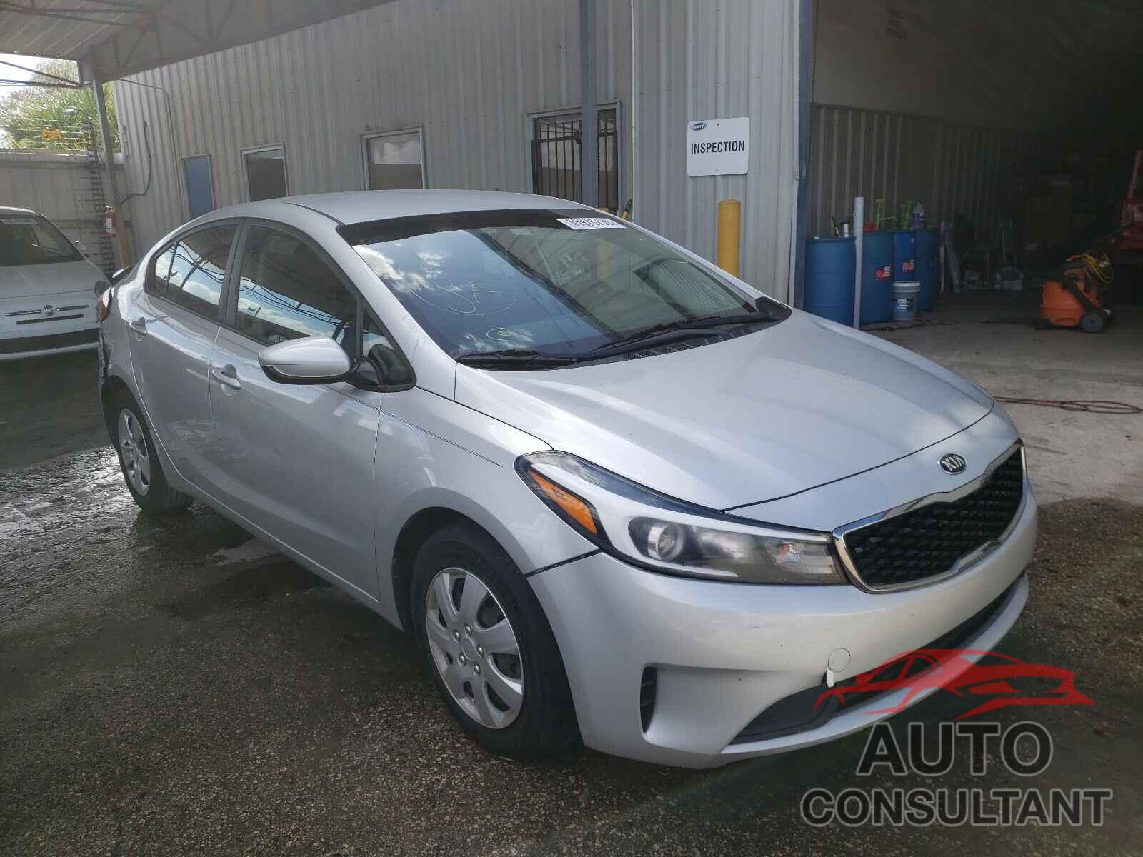 KIA FORTE 2017 - 3KPFK4A70HE049970