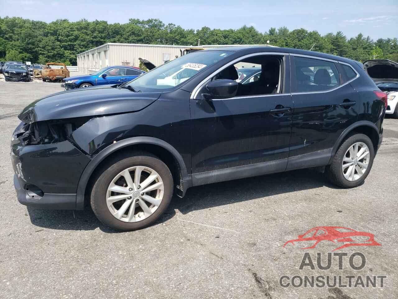 NISSAN ROGUE 2018 - JN1BJ1CR8JW200325