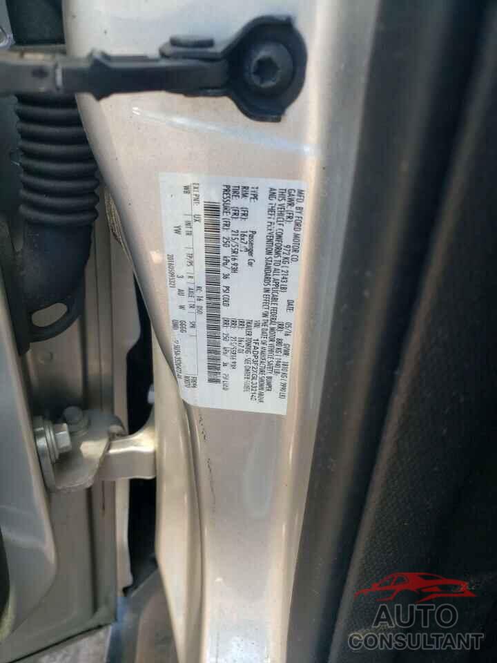 FORD FOCUS 2016 - 1FADP3F2XGL332145