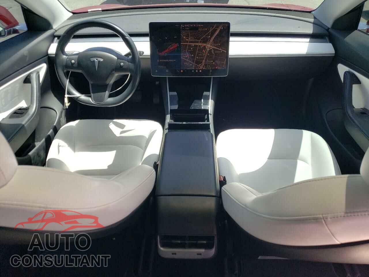 TESLA MODEL 3 2018 - 5YJ3E1EB2JF100828