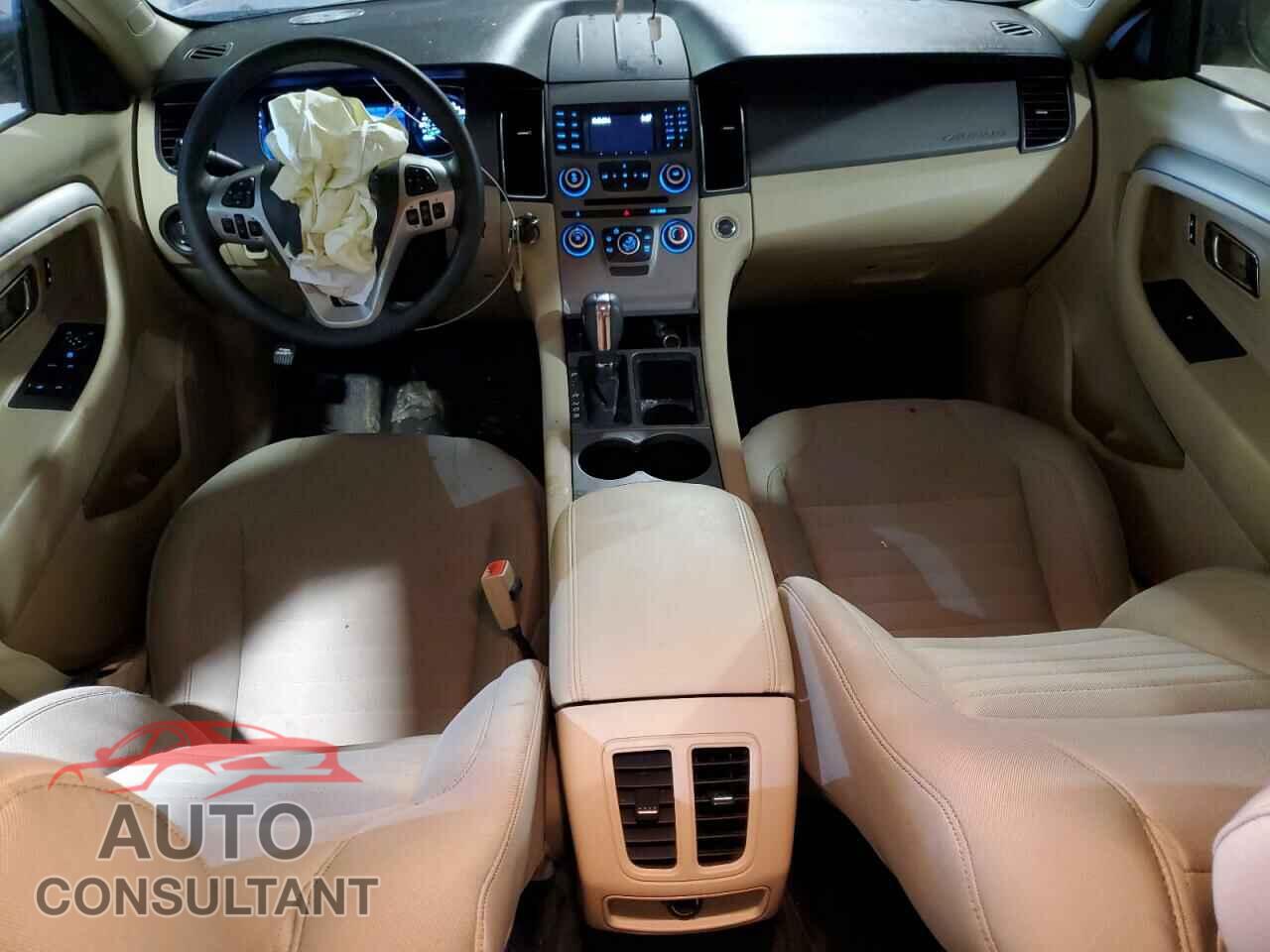 FORD TAURUS 2017 - 1FAHP2D84HG143262