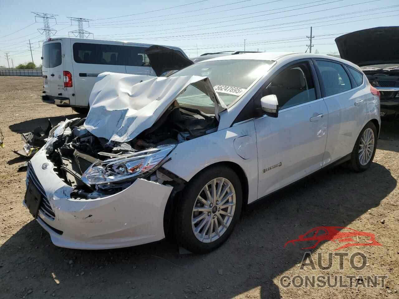 FORD FOCUS 2017 - 1FADP3R41HL224558