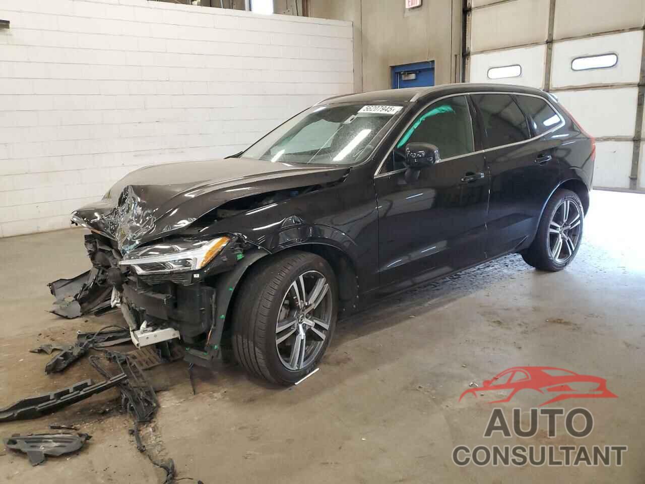 VOLVO XC60 2018 - LYV102RK3JB082217