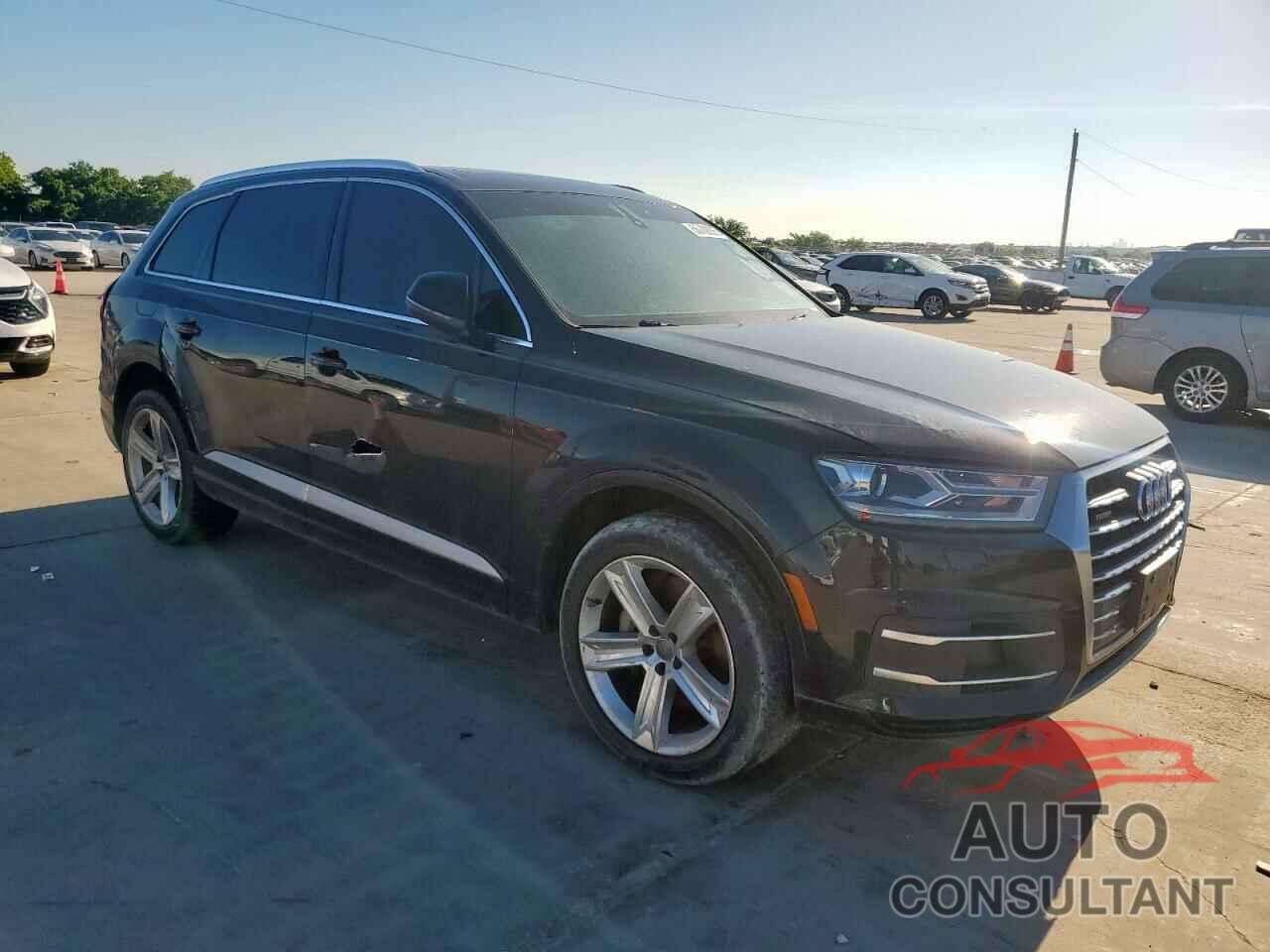 AUDI Q7 2018 - WA1LAAF72JD025328