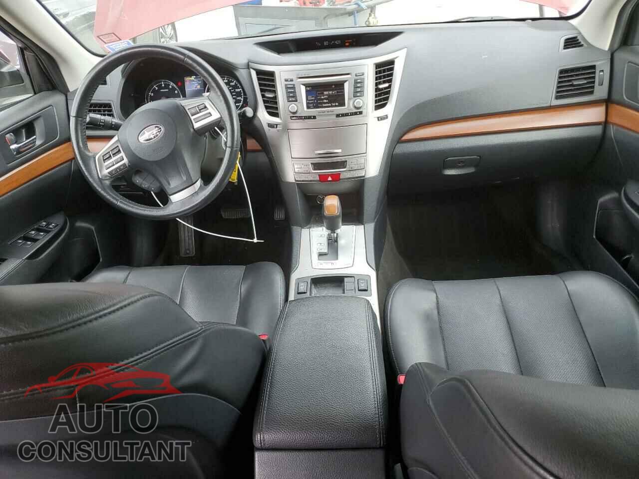 SUBARU OUTBACK 2014 - 4S4BRBLC8E3318255