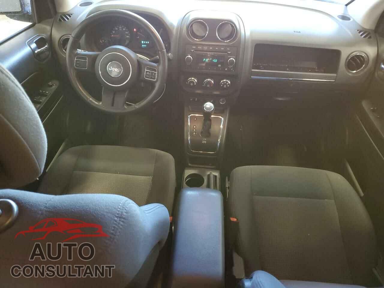 JEEP COMPASS 2011 - 1J4NF1FB2BD207210