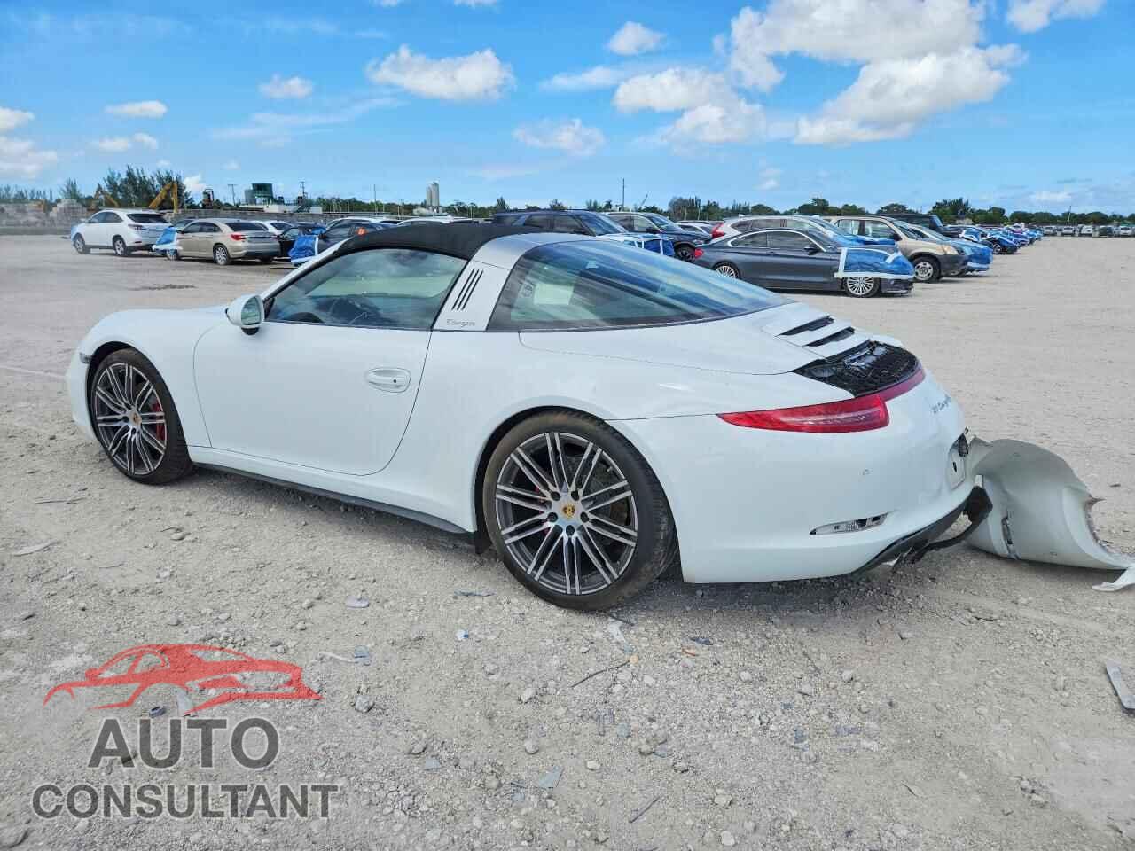 PORSCHE 911 2015 - WP0BB2A91FS135609