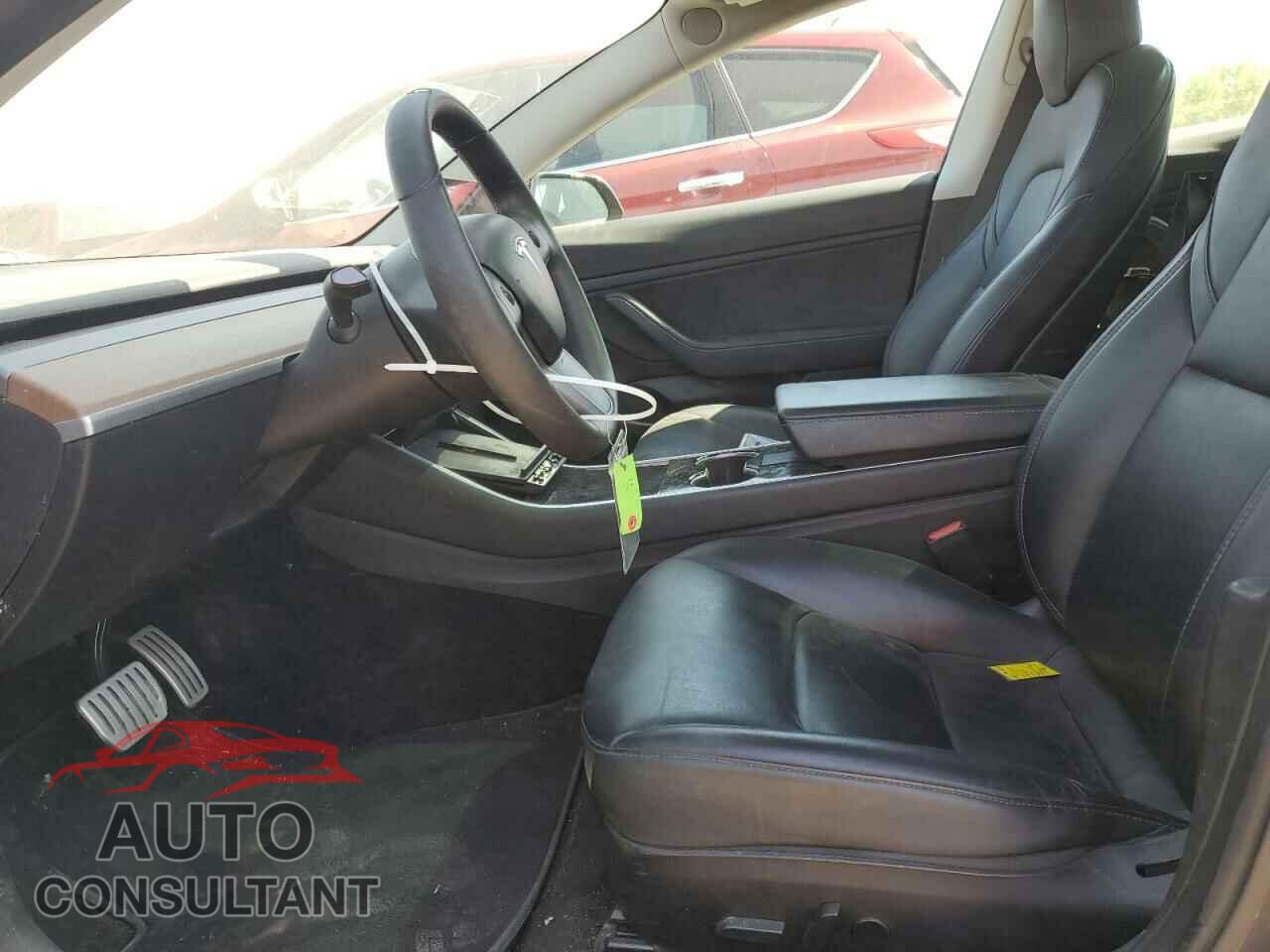 TESLA MODEL 3 2020 - 5YJ3E1EC3LF646940