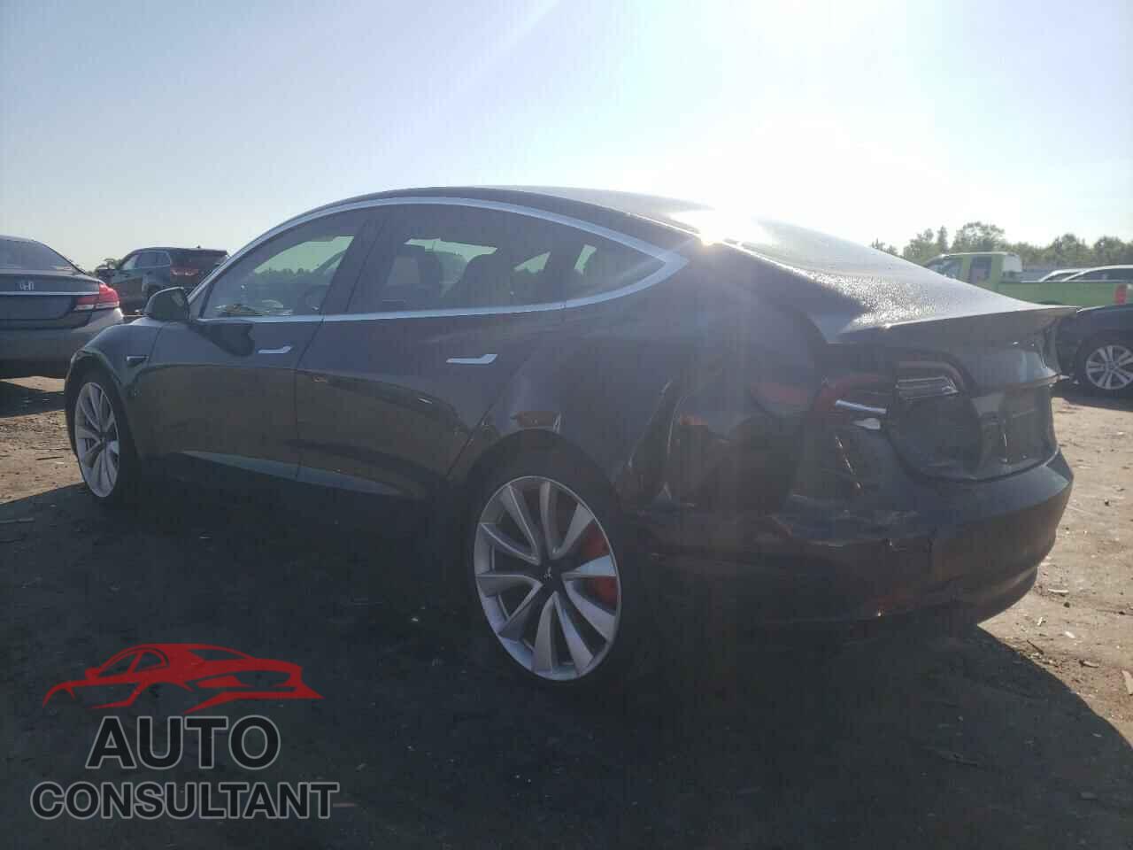 TESLA MODEL 3 2019 - 5YJ3E1EB0KF393260