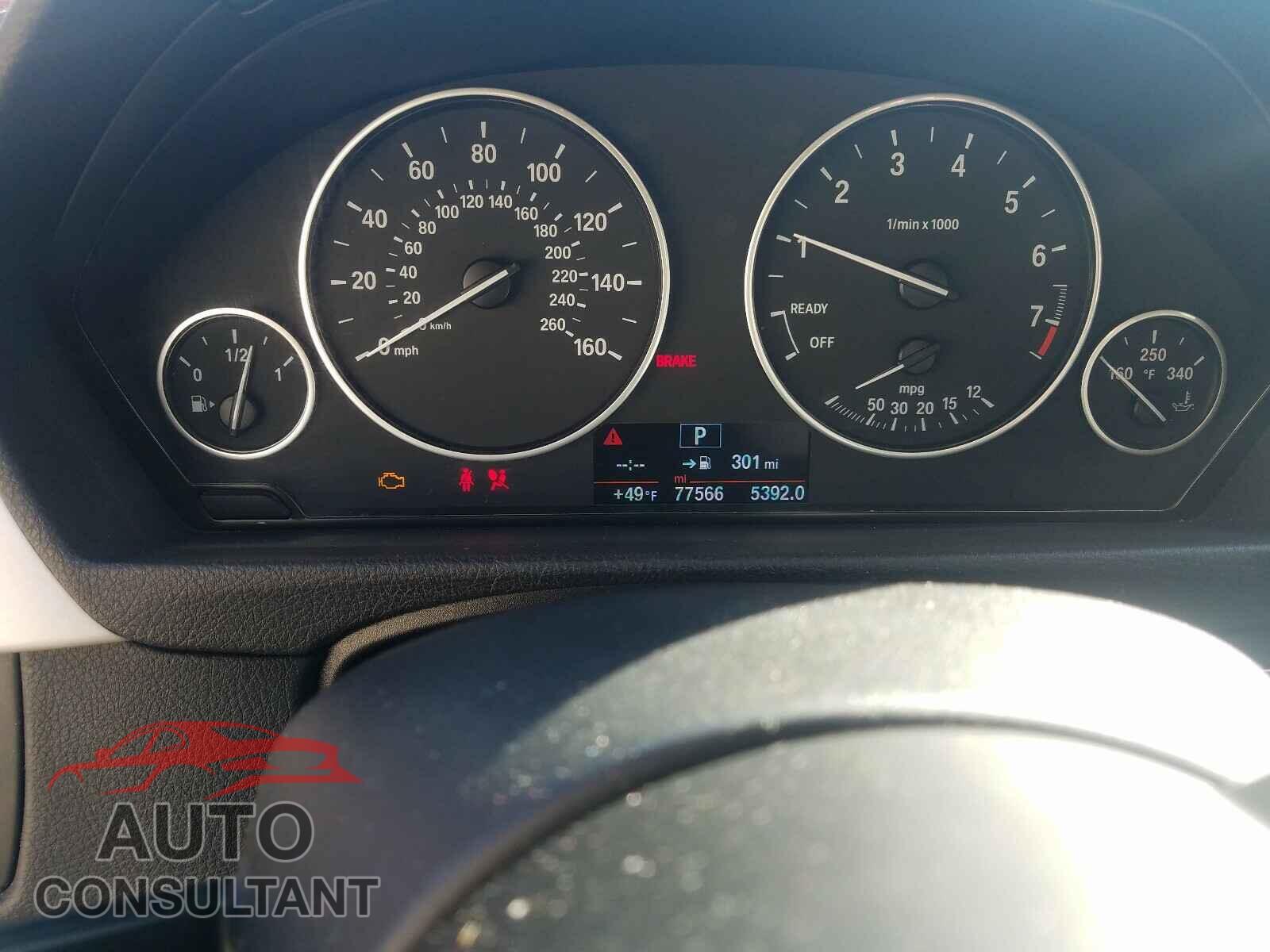 BMW 3 SERIES 2016 - WBA8E1G53GNU11575