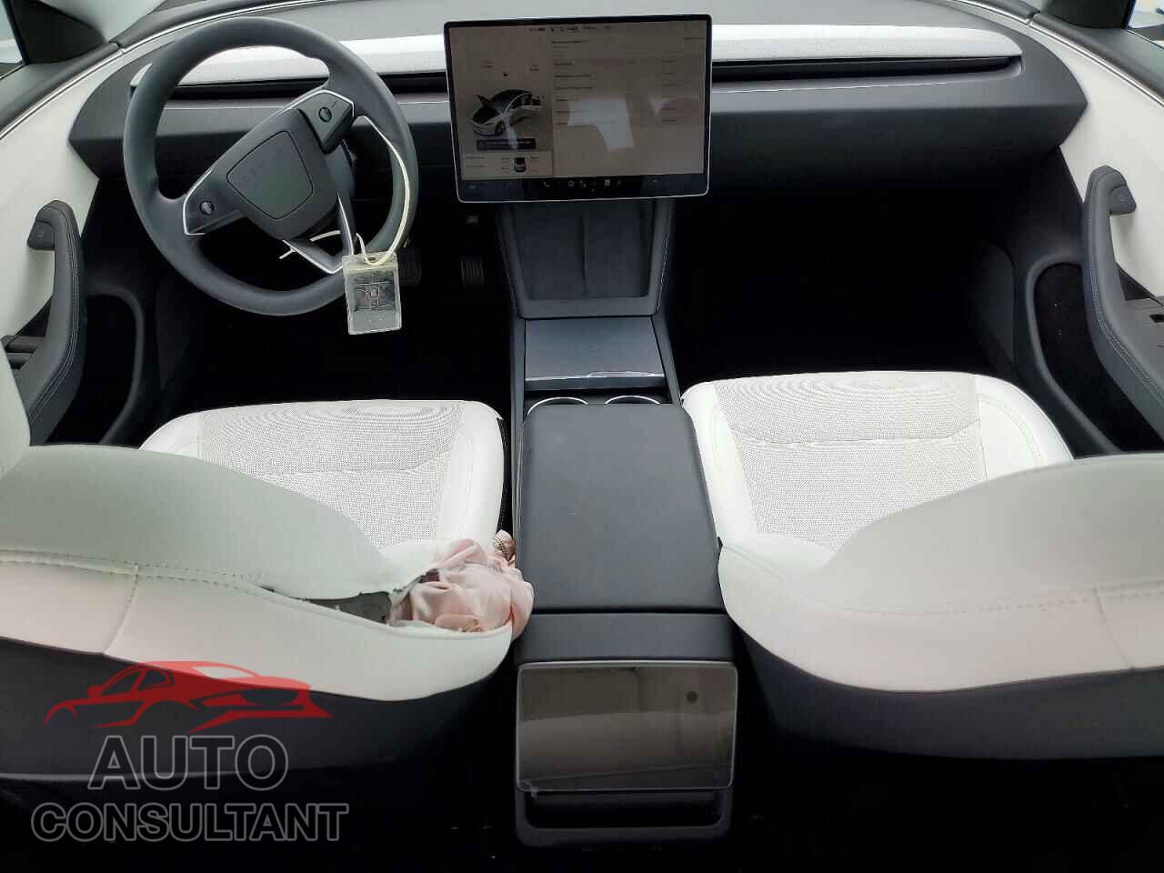 TESLA MODEL 3 2024 - 5YJ3E1EA3RF832520