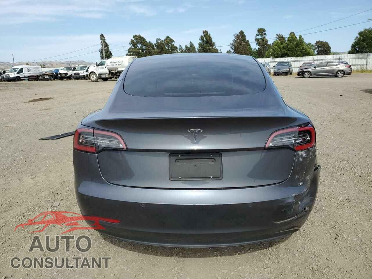 TESLA MODEL 3 2021 - 5YJ3E1EA4MF000628