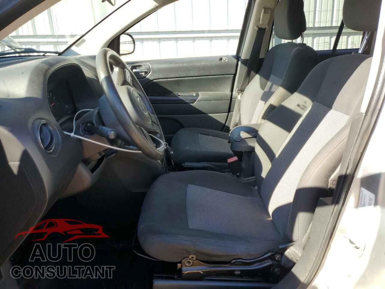 JEEP COMPASS 2011 - 1J4NT1FA4BD215809