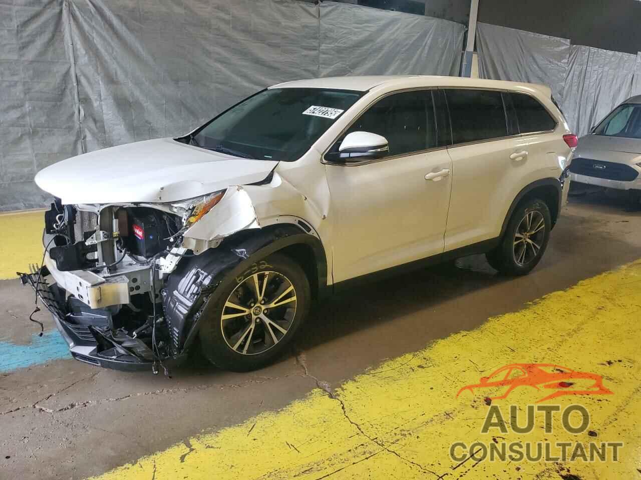 TOYOTA HIGHLANDER 2019 - 5TDZARFH3KS045052