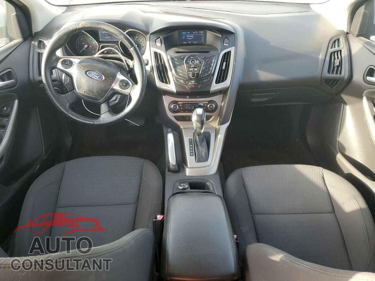 FORD FOCUS 2012 - 1FAHP3H28CL201031