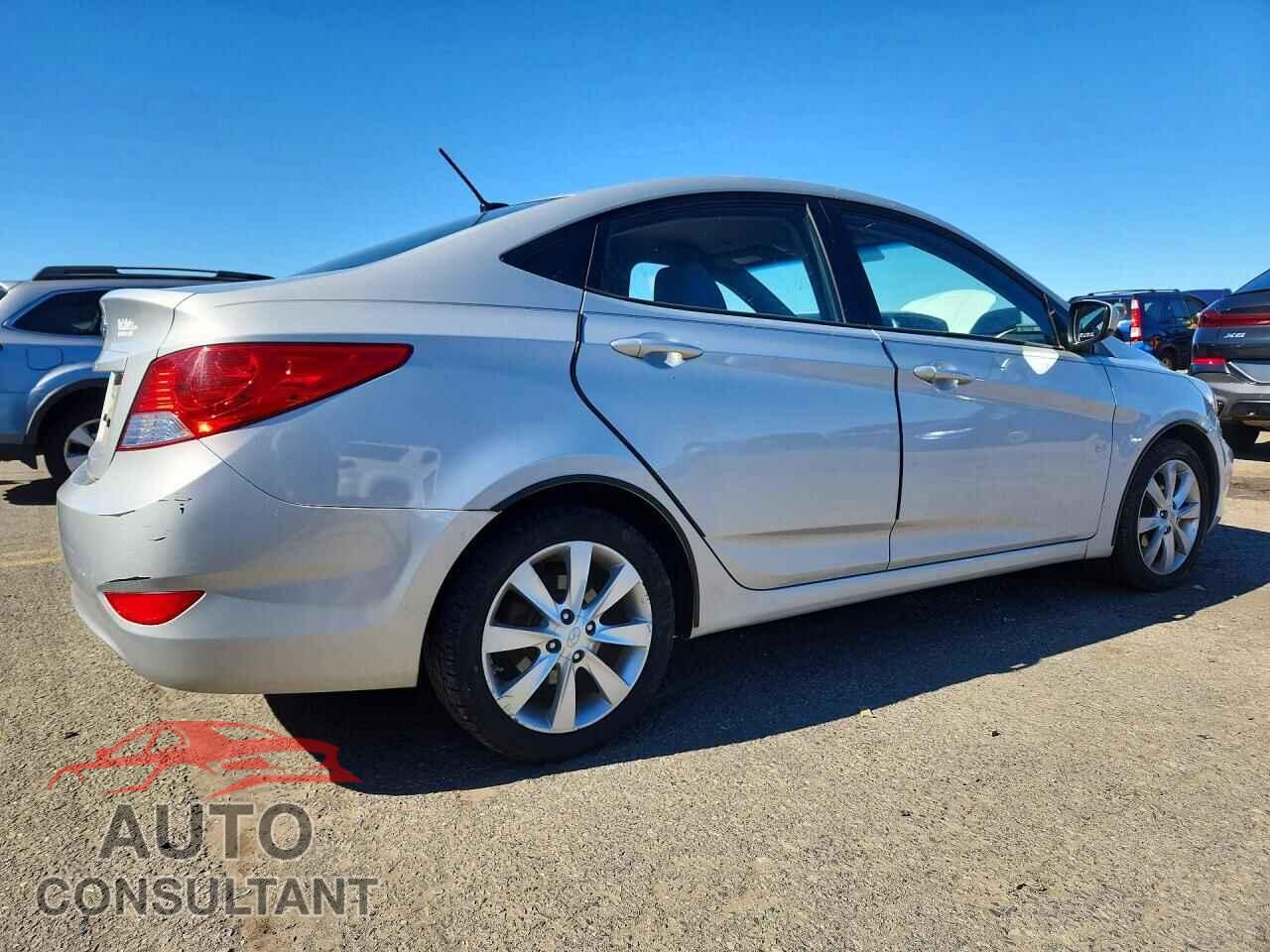 HYUNDAI ACCENT 2012 - KMHCU4AEXCU071704
