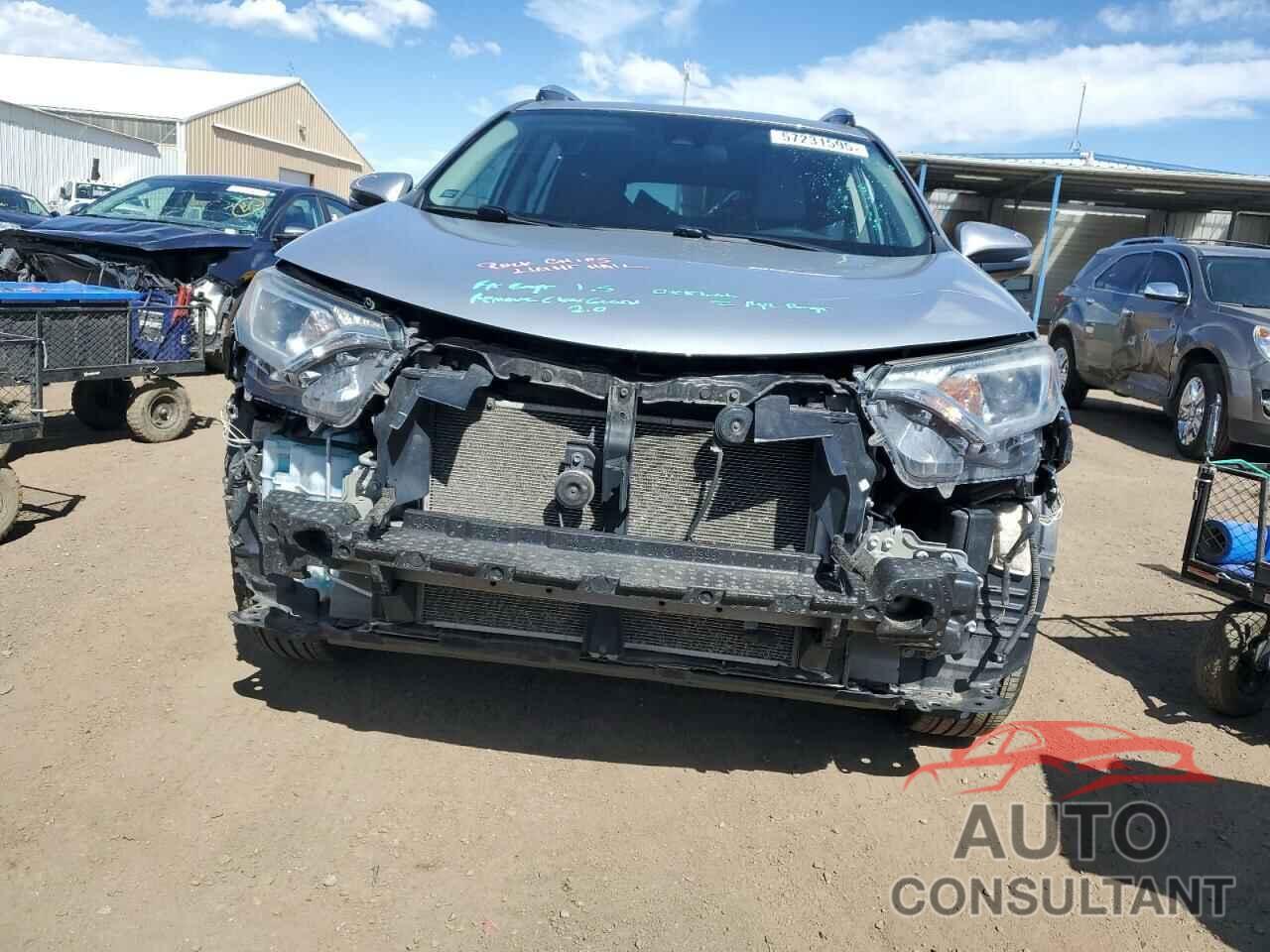 TOYOTA RAV4 2018 - 2T3RFREV6JW728675