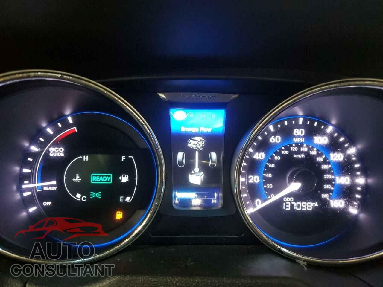 HYUNDAI SONATA 2012 - KMHEC4A48CA033456