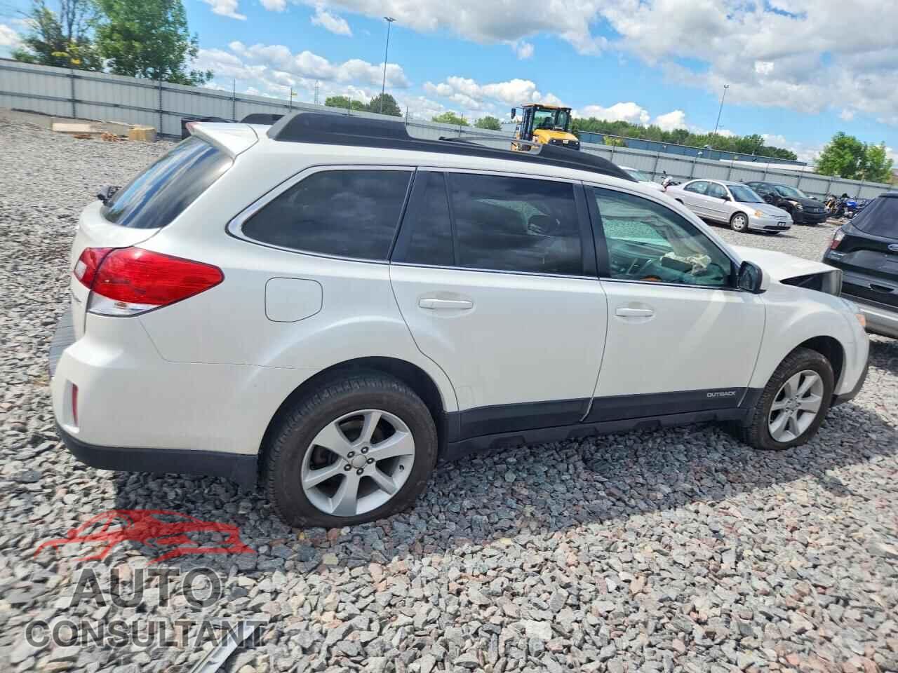SUBARU OUTBACK 2013 - 4S4BRCCC2D3270241