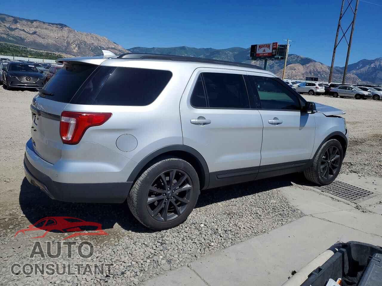 FORD EXPLORER 2017 - 1FM5K7D88HGA21329