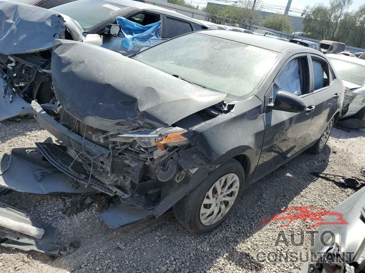 TOYOTA COROLLA 2017 - 2T1BURHEXHC923282